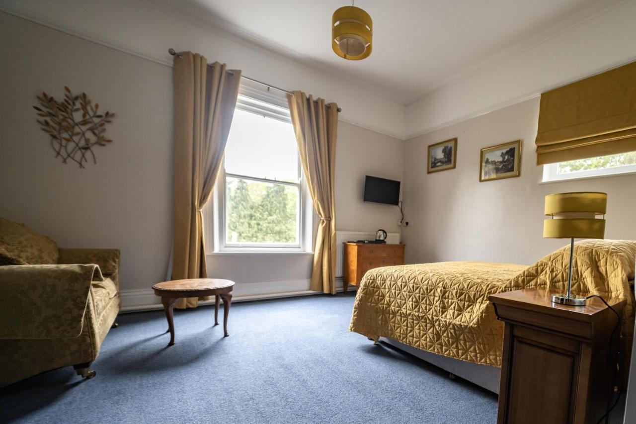 Broom Hall Country Hotel Saham Toney Exterior photo