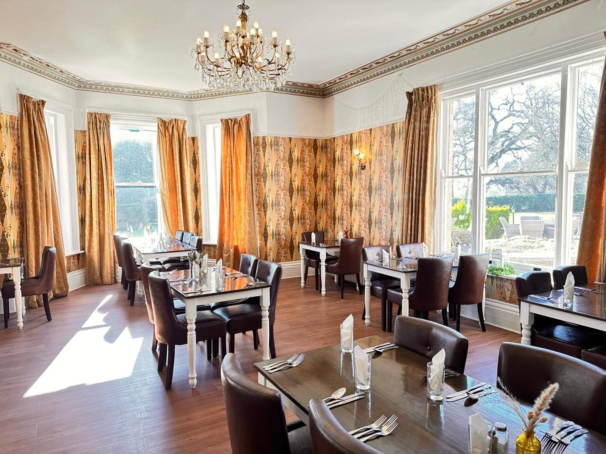 Broom Hall Country Hotel Saham Toney Exterior photo