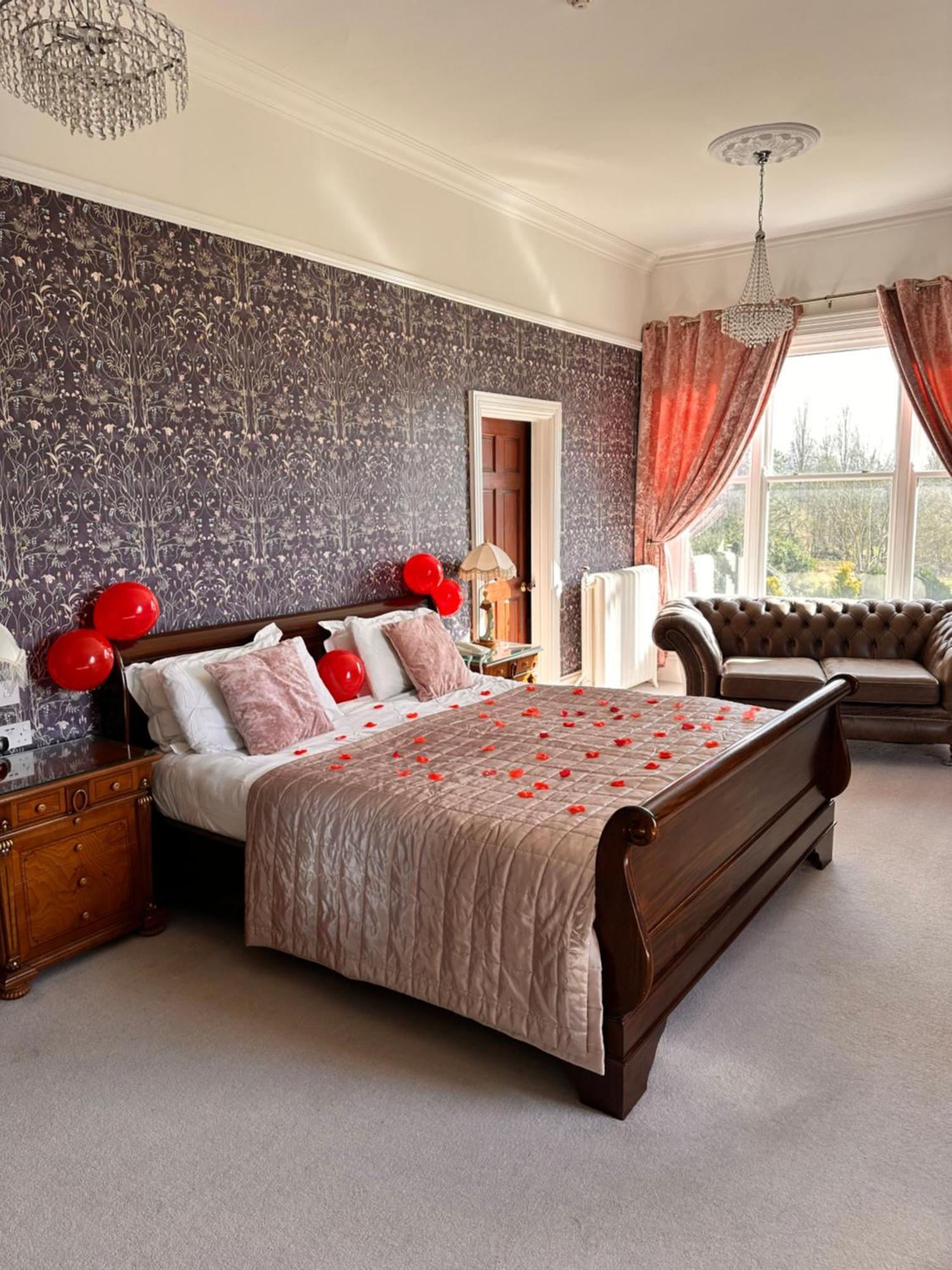 Broom Hall Country Hotel Saham Toney Exterior photo